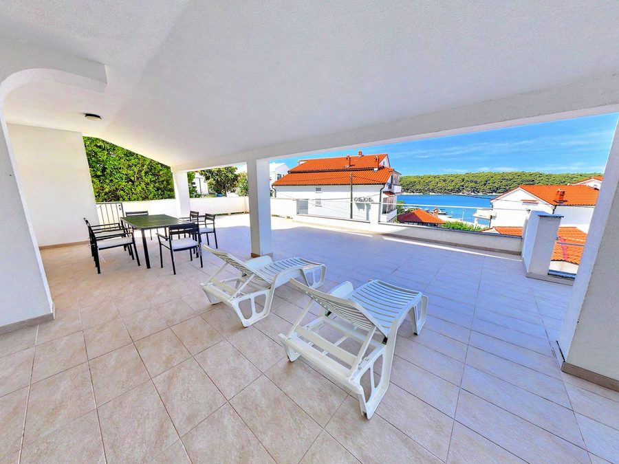 Apartments Palit Rab — sea-view terrace, Rab Island Croatia